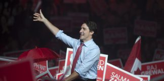Is Trudeau edging closer to backing Canadian sports betting?