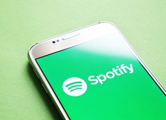 Santos tunes into Spotify partnership