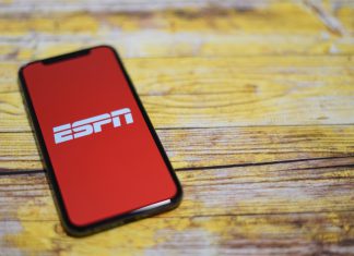 ESPN elevates social engagement with 500 live shows in 2020