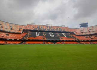 Valencia serves new food delivery app to matchday spectators