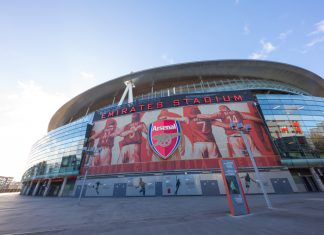Arsenal expects 2020 sponsorship boost after £27m loss revealed