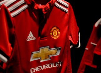 Manchester United extends Chevrolet deal after struggle to secure new sponsor