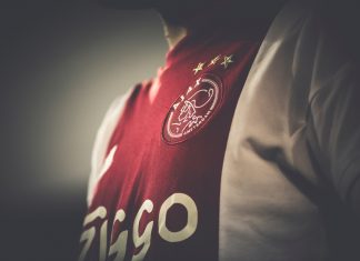 Mercedes-Benz and Stern drive Ajax deal forward