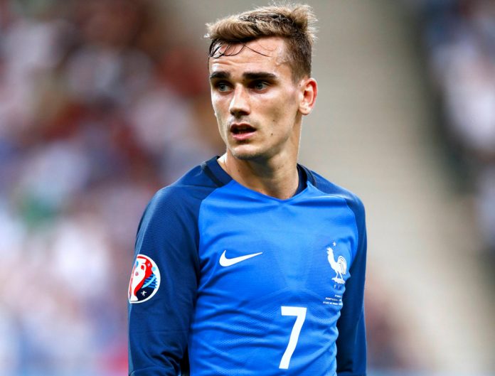 Antoine Griezmann in France colours