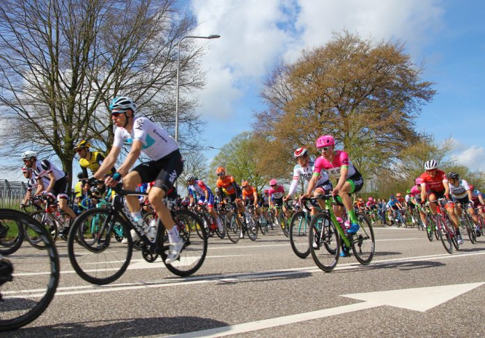 Riders compete in the 2018 edition of the Amstel Gold Race
