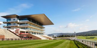 Irish racing given green light whilst Cheltenham faces uncertainty