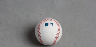 MLB talks of nationwide video-streaming launch