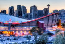 NHL powers modern consumer experiences with Extreme Networks Wi-Fi