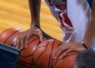 Bulls-76ers match becomes first dual-market sports betting telecast for NBC