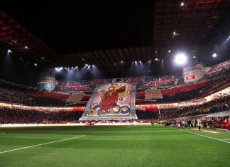 AC Milan products made available on eBay.it store