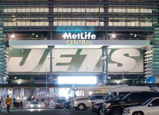 Jets continue to utilise rights to expand in the UK with talkSPORT