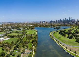Australian Grand Prix turns back time as Rolex returns as title sponsor