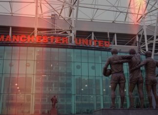 Glazers reveal ‘thorough evaluation’ as Man United sale considered