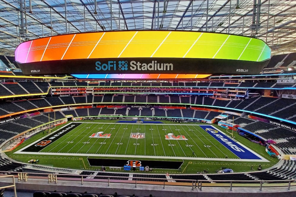 LA Rams Unveil New Interactive Augmented Reality at SoFi Stadium - Thrillist