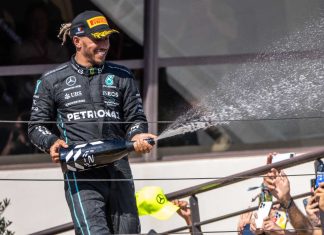 Mercedes F1 team enlists Nuvei as one of its sponsors