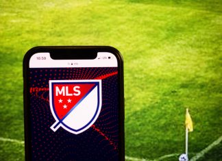 MLS to be broadcast in bars and restaurants through DirecTV deal