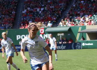 Report: Laura Ricketts makes bid for NWSL franchise Chicago Red Stars