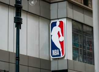 Forbes: average NBA team valuation soars 35% Credit: Shutterstock