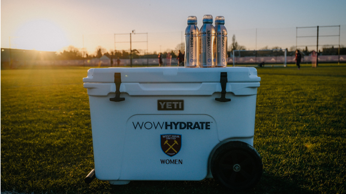 Drinks cooler with WOW HYDRATE and West Ham United branding.