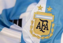 Argentina’s football teams signs deal with American Express Argentina football team crest on its kit.