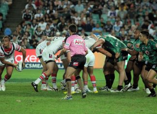 V’landys: “That is definitely an option” as NRL eyes media shift Rugby player in the NRL passing the ball out after a scrum.