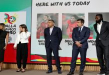 Morocco, Portugal and Spain unveil 2030 FIFA World Cup plans Nourredine Naybet, Luis Figo and Emmanuel Adebayor stood on stage.