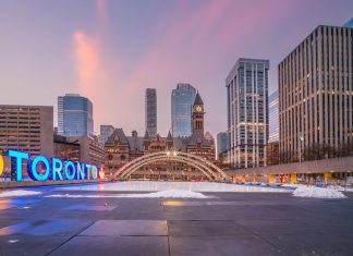 Toronto becomes latest city to gain a WNBA team credit: Shutterstock