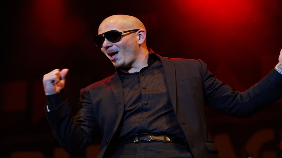 Pitbull plays on the first day of the two-day Festival Mundial.