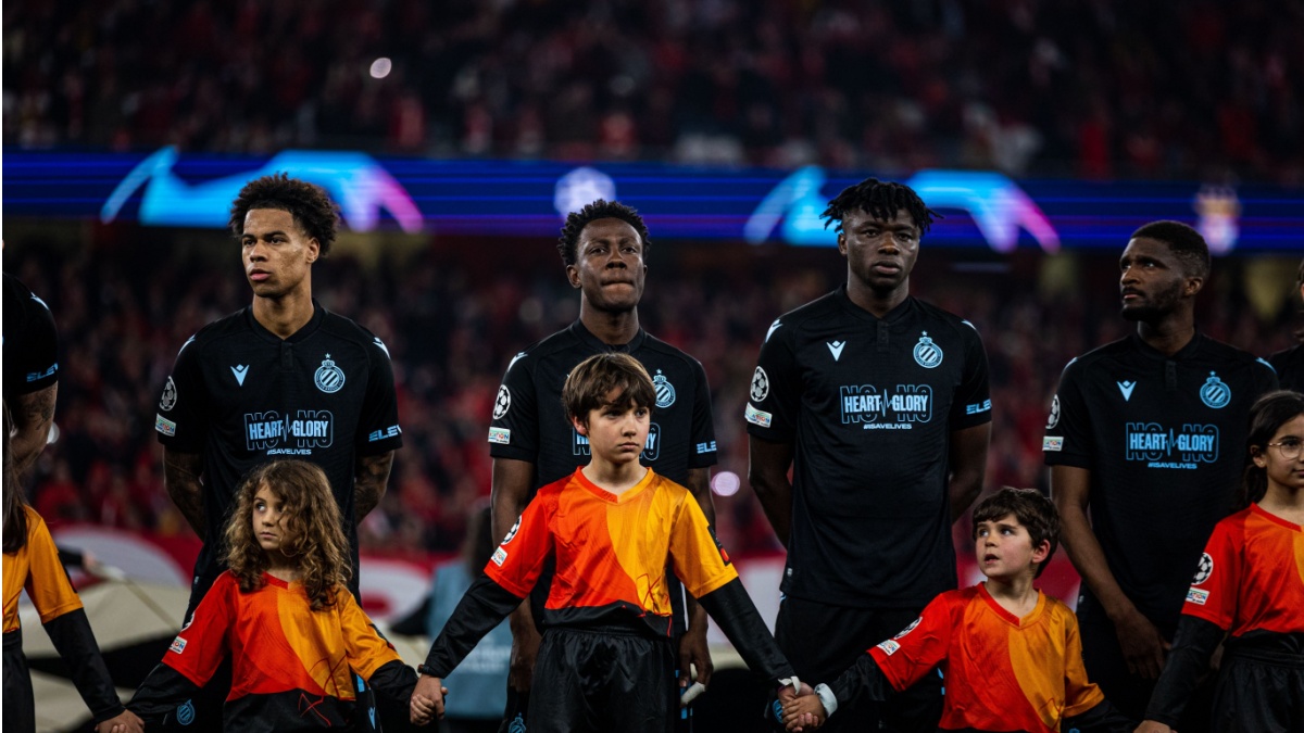 : UEFA Champions League game between SL Benfica and Club Brugge; Players of Club Brugge before game.