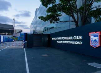 Ipswich Chairman confirms they will not pursue betting sponsorship credit: Shutterstock