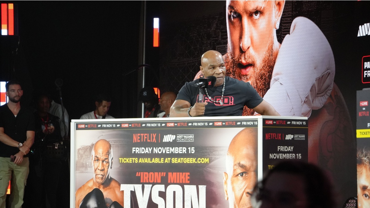 New York, NY, USA - August 18, 2024: Fanatics Fest NYC 2024 at Javits Center, featuring legendary athletes, interactive exhibits, and exclusive merchandise. Photos and story by Howard Weiss.