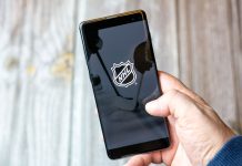 IMG to continue building social media strategies for NHL credit: Seadog81/Shutterstock