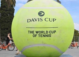 ITF confirms Stake’s presence at Davis Cup until 2026 Valencia - Spain, 14-August-2024. Large replica tennis ball advertising the Davis Cup Tennis tournament to be held in September.