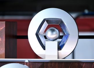 Ligue 1 broadcast rights up in the air as LFP & DAZN divided Ligue 1 trophy illustration during the Ligue