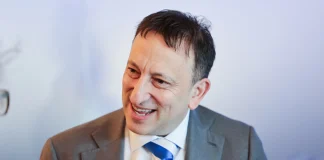 Tony Bloom’s £9.86m investment in Hearts approved by supporters Image of Tony Bloom