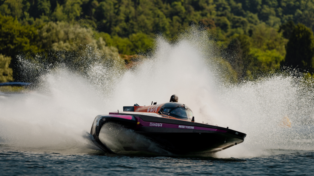 Image of Team Rafa's E1 Racebird on Lake Maggiore