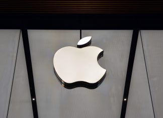 Apple rumour grows as Manchester United nears partner hat‑trick 11 April 2015 - Istanbul, Turkey: Apple Store logo. It is being suggested the company might partner with Manchester United.