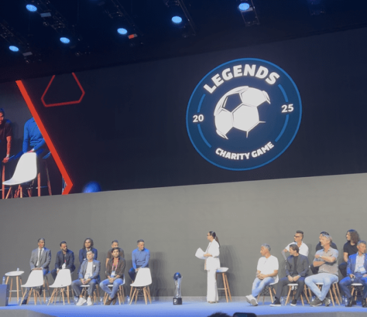 SBC Legends Charity game: Kaka and Roberto Carlos