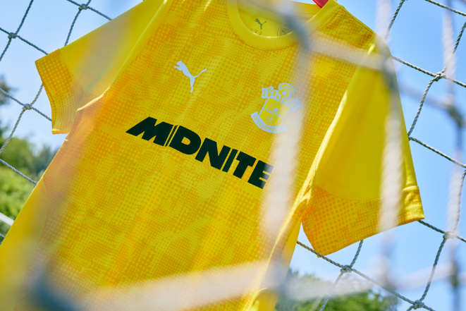 Southampton training kit with Midnite betting sponsor talking about Premier League ban. 