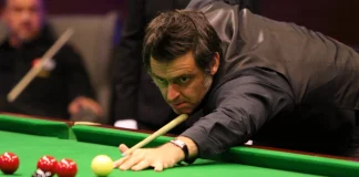 Ronnie O’Sullivan’s choice of chalk prompts calls for regulation Ronnie O’Sullivan participates in snooker show The Eleven 30 Series 2017 against Stephen Hendry.
