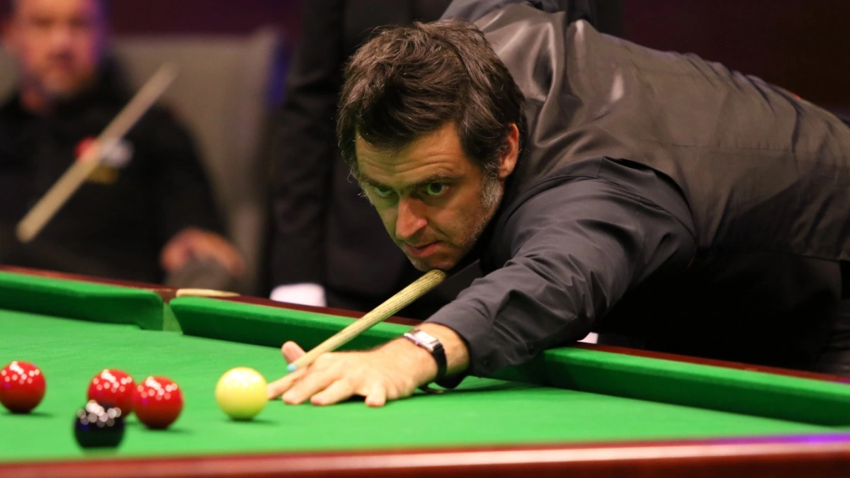 Ronnie O’Sullivan participates in snooker show The Eleven 30 Series 2017 against Stephen Hendry.