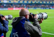 Q&A: La Liga on piracy, VPNs and its letter to FIFA The photographers take pictures at the La Liga match between Villarreal CF and FC Barcelona at El Madrigal Stadium on January 8, 2017 in Villarreal, Spain.