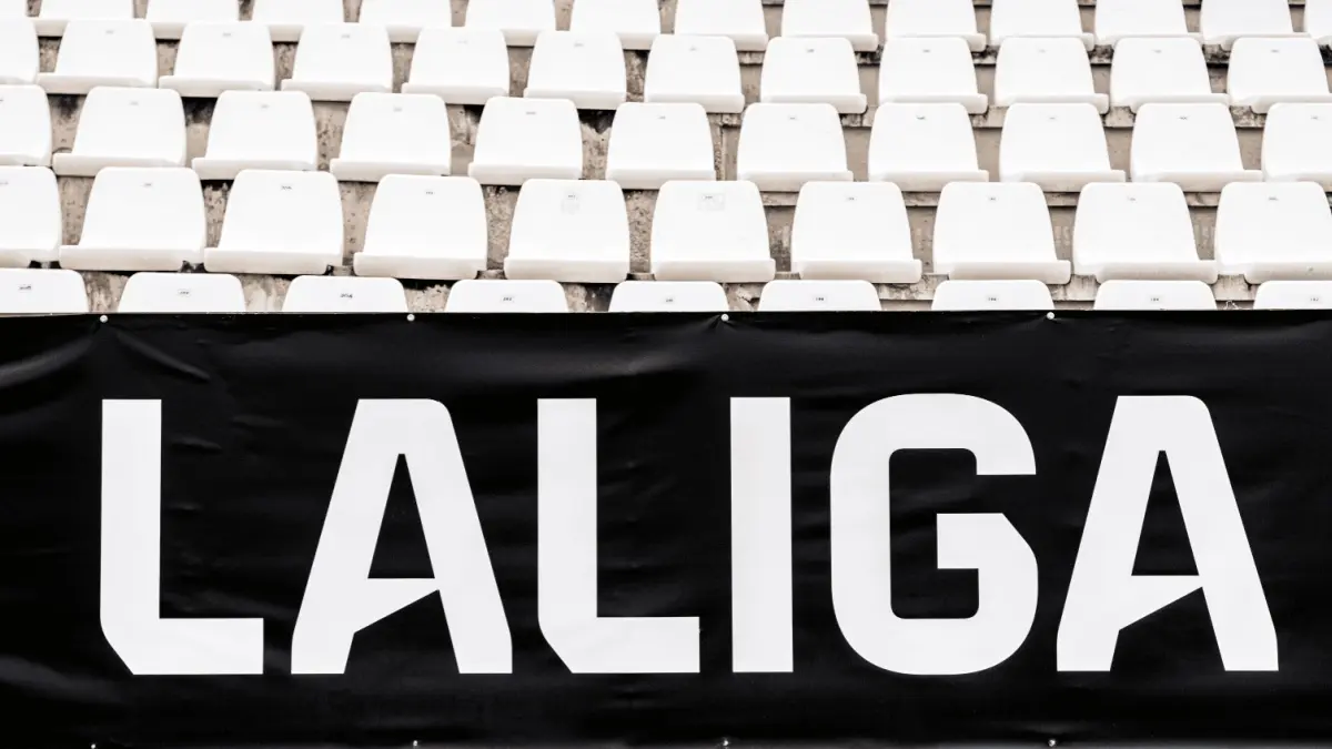 La Liga sign.