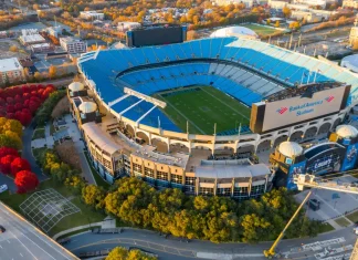 Bank of America extends Panthers naming rights as stadium renovation cost hits $1.3bn Bank of America stadium. Carolina Panthers