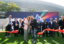Portugal officials welcome SBC Summit back to Lisbon for third year SBC ribbon cutting.